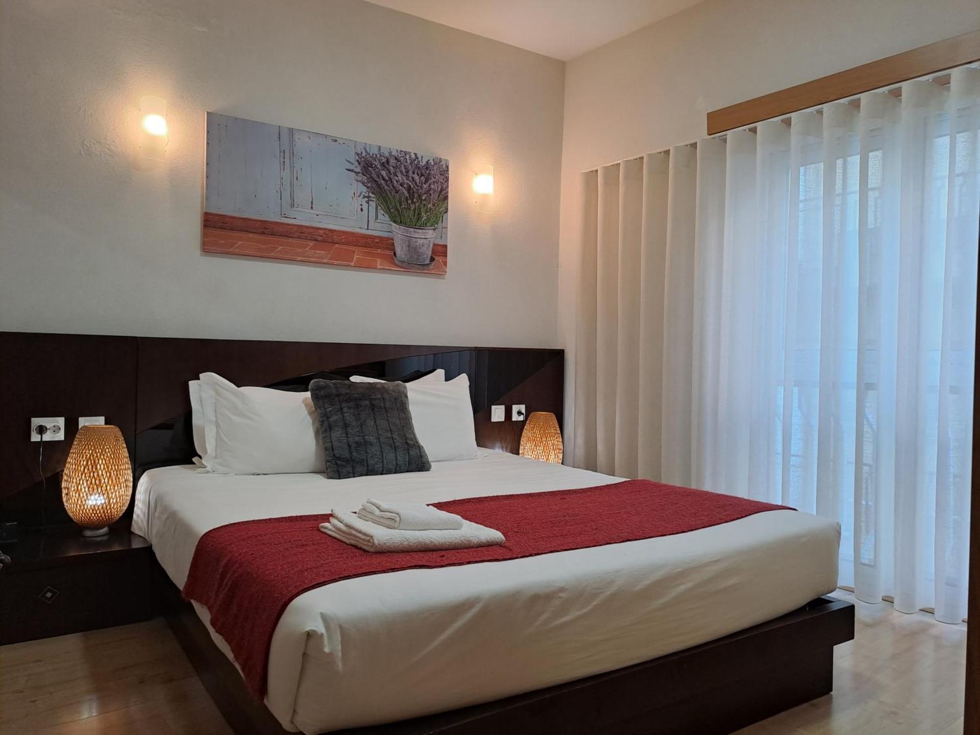 Hotel Square Sertã エクステリア 写真